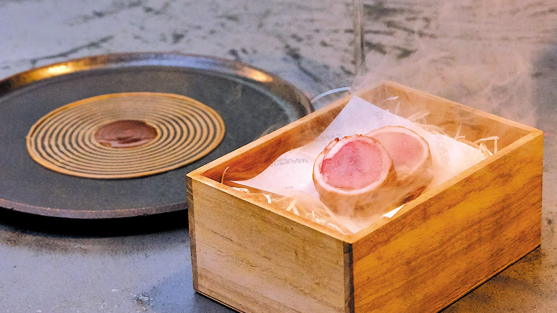 Roasted lamb rack of smoke at moment and porcini mushroom cream - Japan (EN)